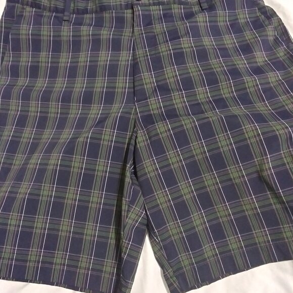 Chaps Golf 78 Plaid Shorts Mens sz 38 Performance Flat Front Casual - Picture 1 of 10